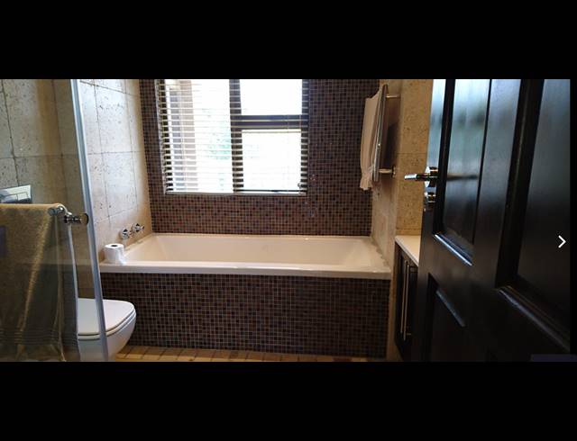 4 BEDROOM HOUSE FOR SALE IN DOWERGLEN EXT 4